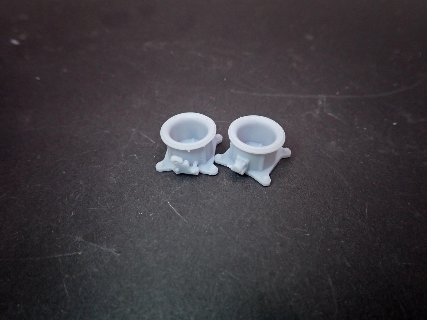 1:12 Holly Carburetors or Throttle Bodies