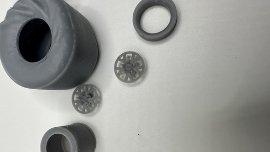 1/25 scale Wrinkled drag slicks and wheels