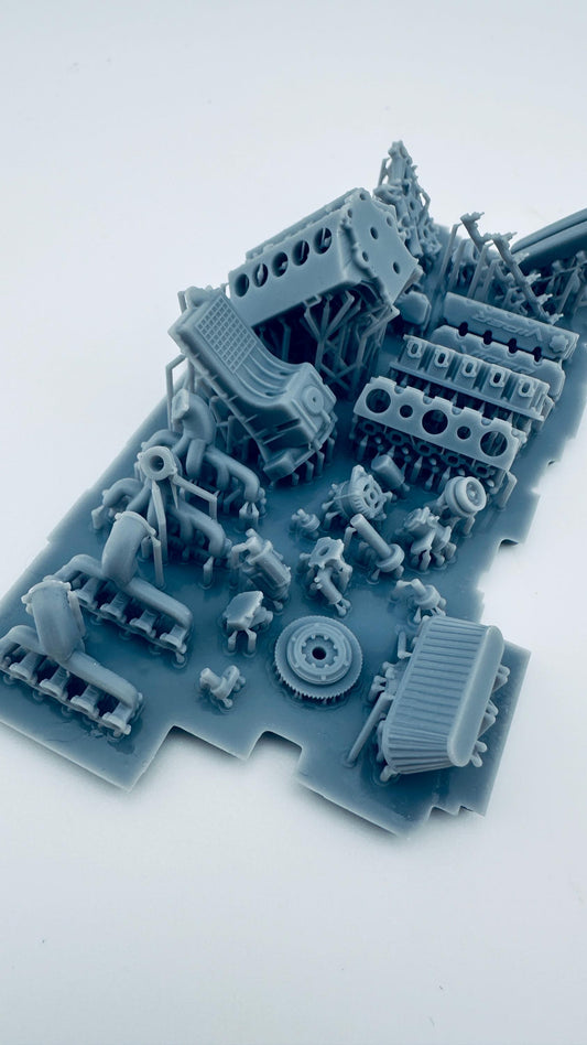 1/25 scale Viper v10 engine