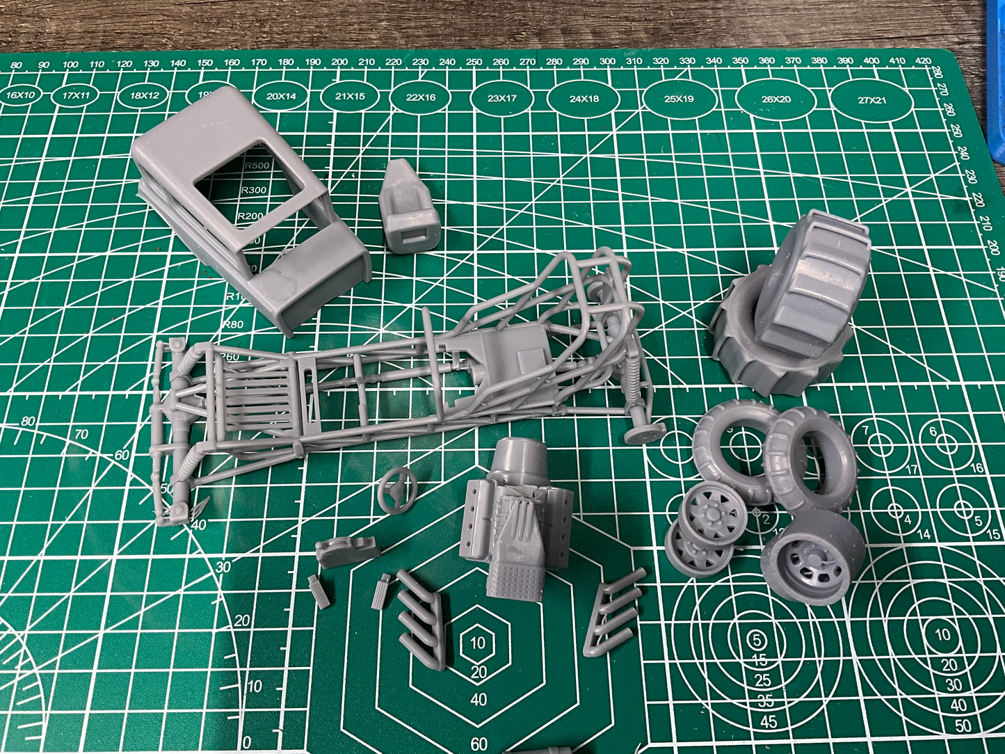 Hot Rod Mud Dragster 1/25