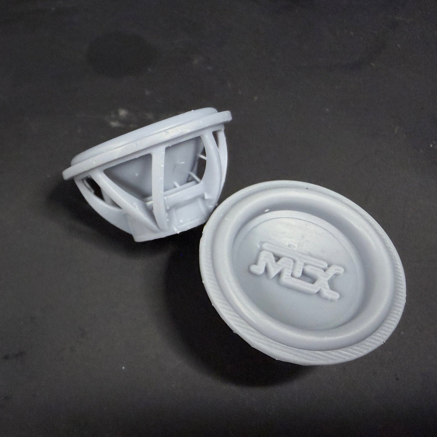 set of 2 MTX subs 1/18