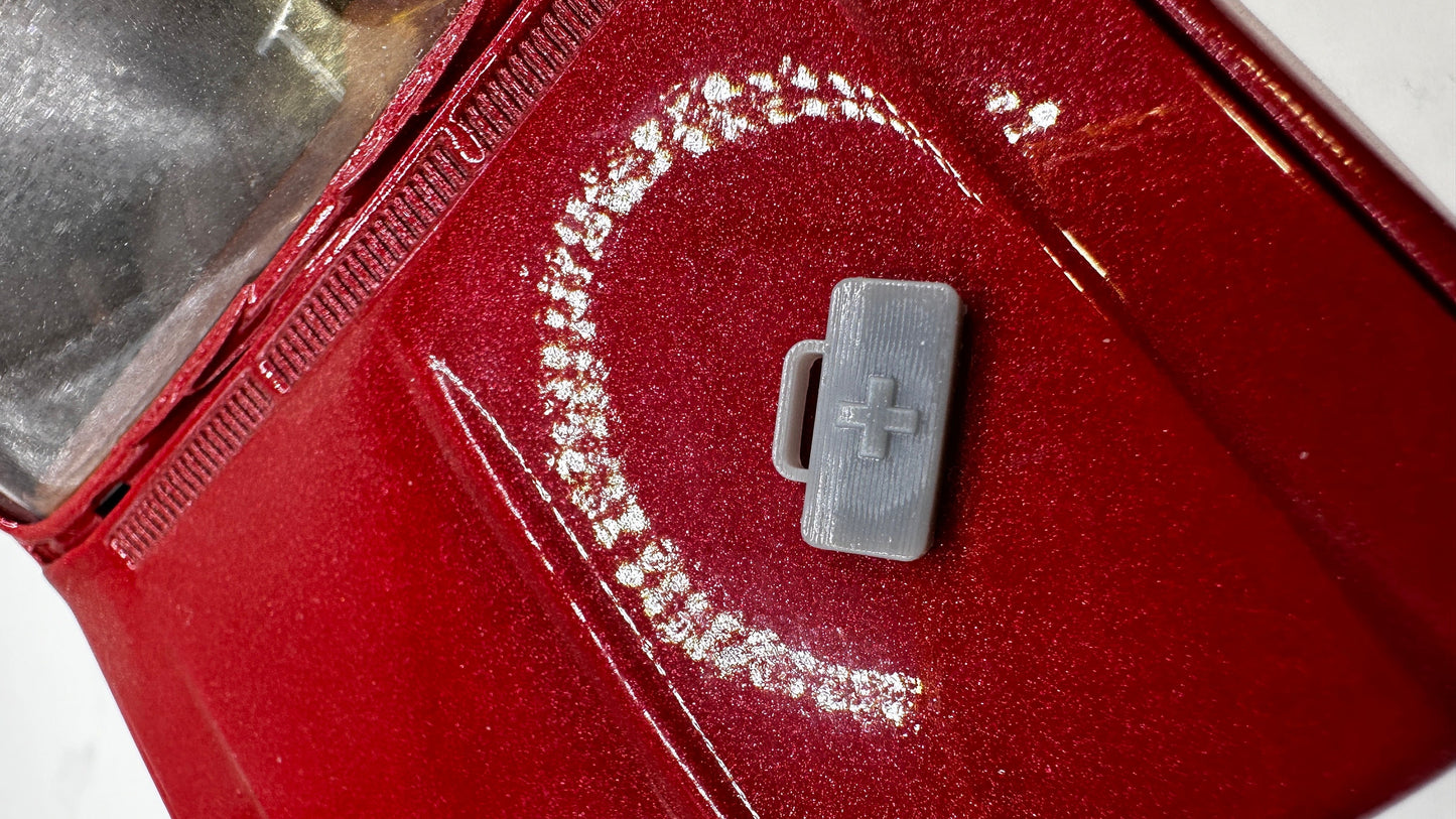 2 First Aid kit 1/25