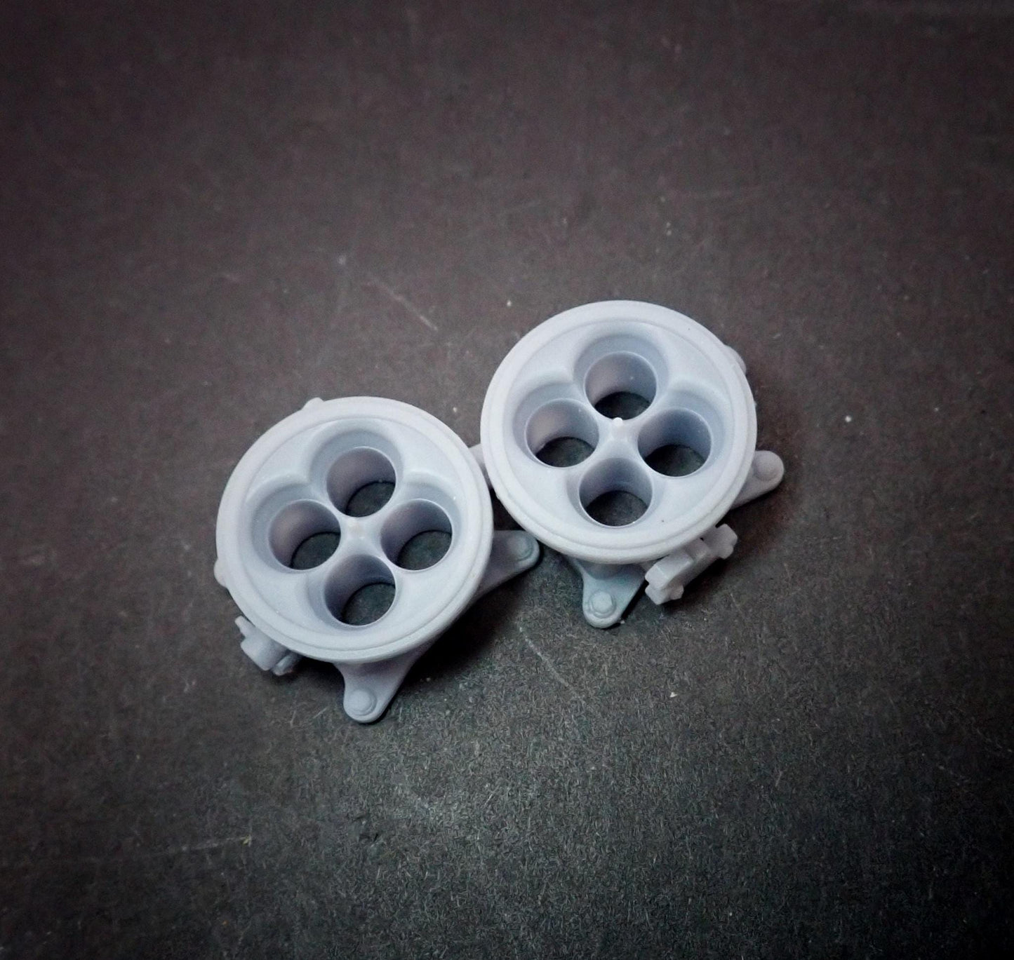 1:12 Holly Carburetors or Throttle Bodies
