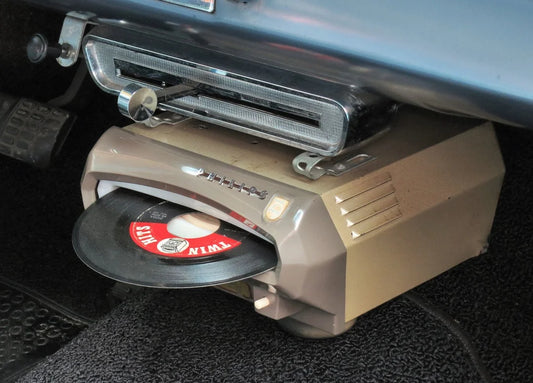 1/64 Phillips Under Dash record player
