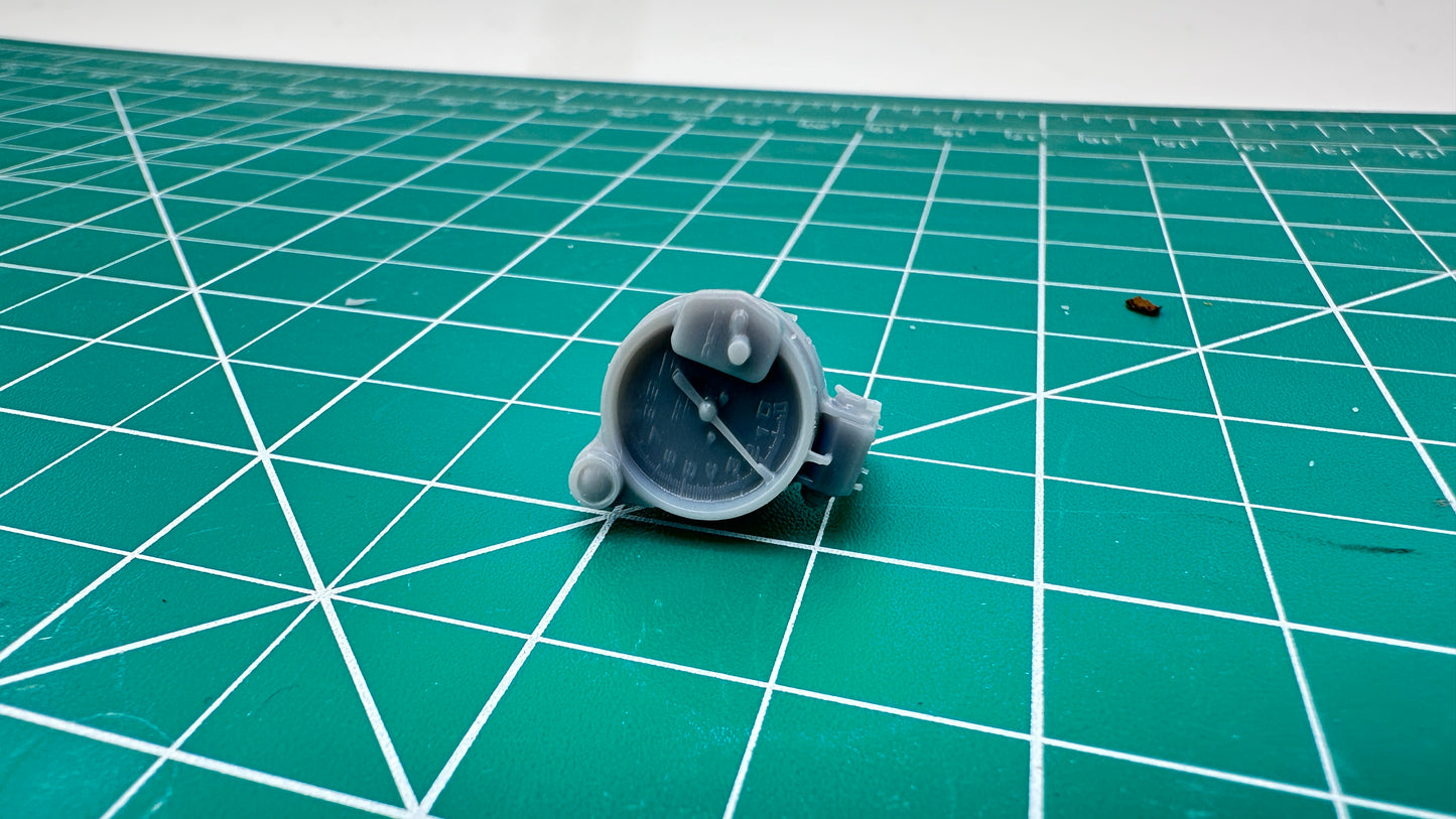 1:12 Tachometer with light