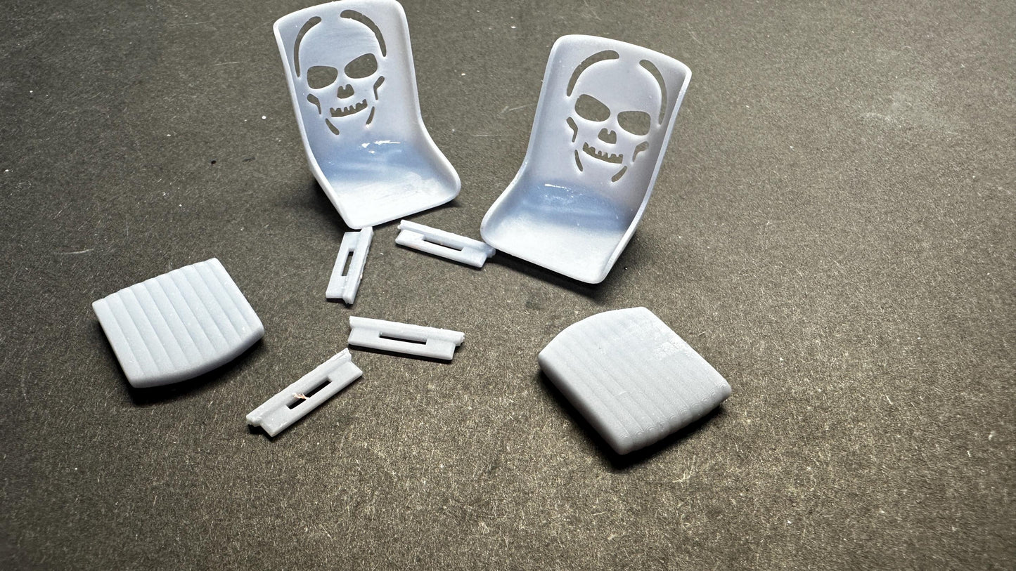 1/25 Skull Bomber seats