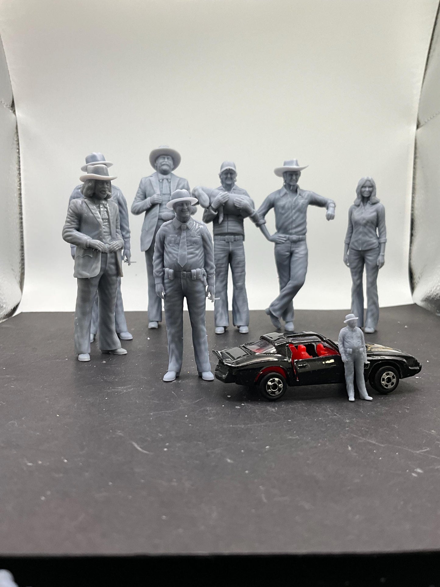 1:18 Smokey And The Bandit figures includes JR 3d printed