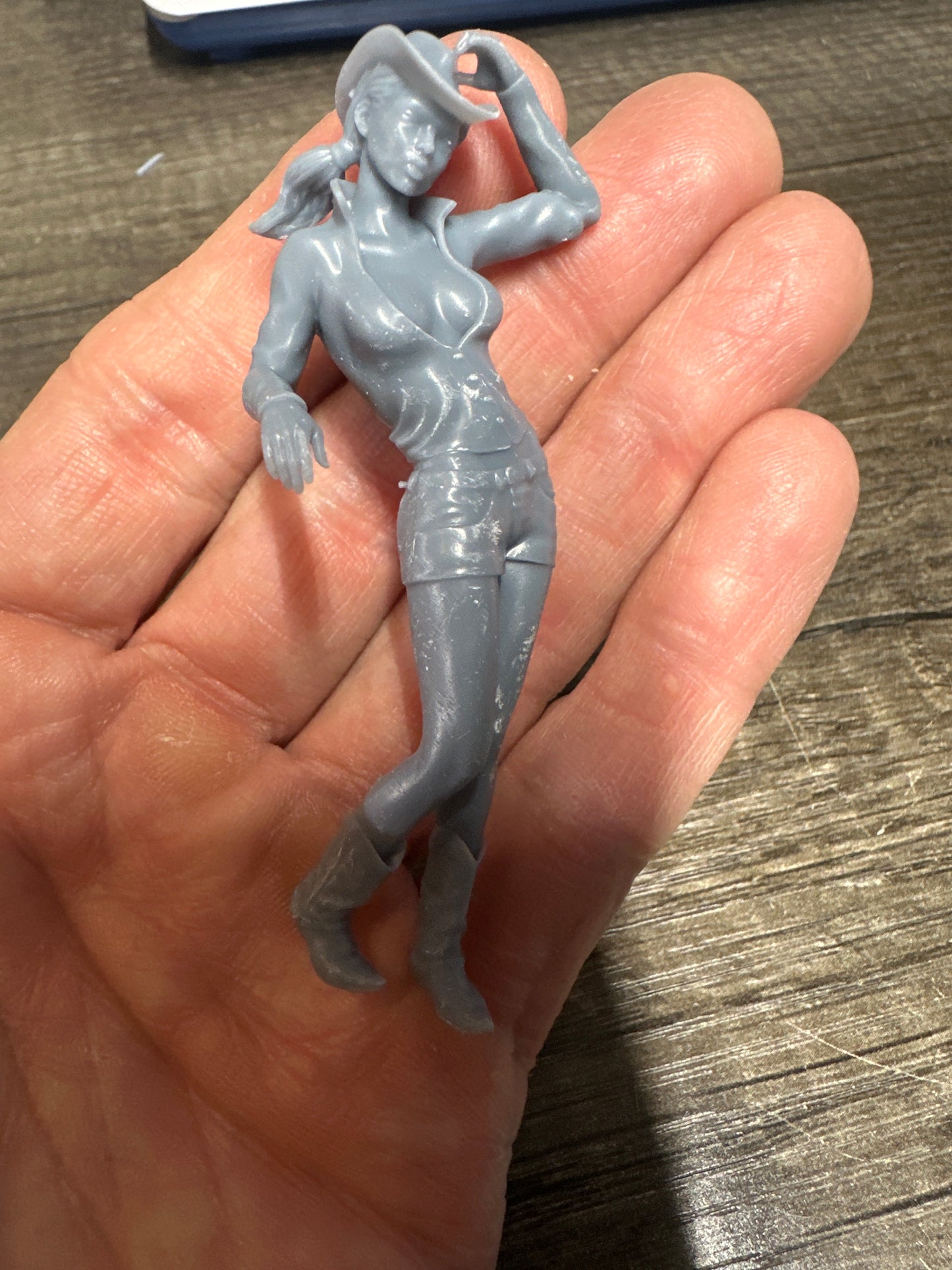 1/25 leaning cowgirl