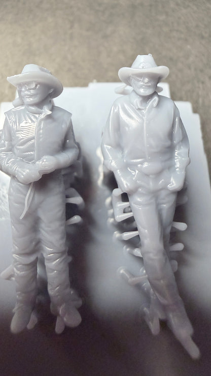 1/64 scale Richard Petty set of two