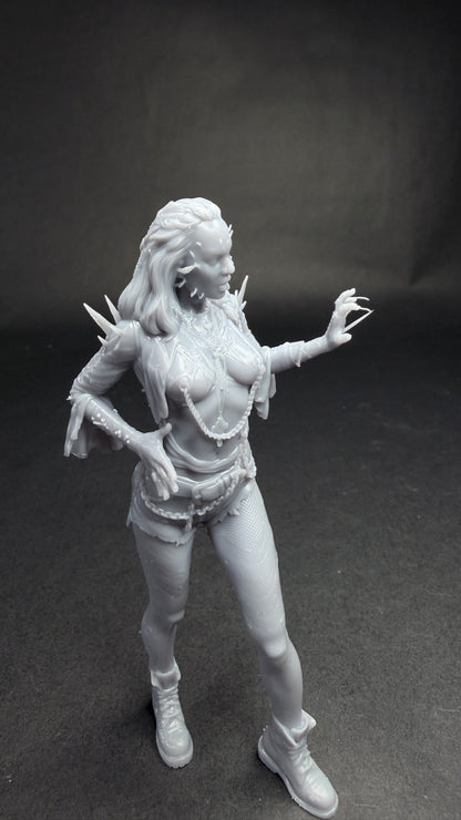 Julie Return of the Living Dead 3