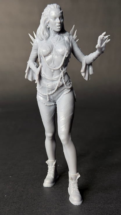 Julie Return of the Living Dead 3