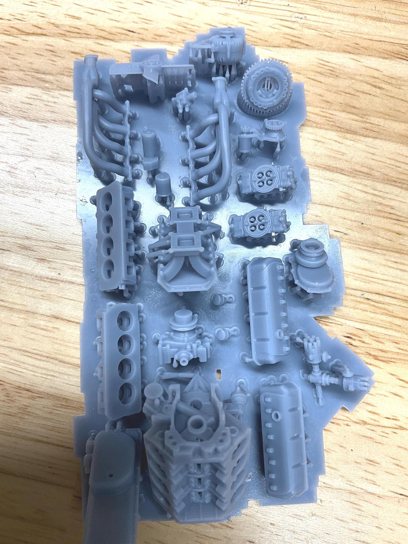 1/25 scale Hemi Dual Plug